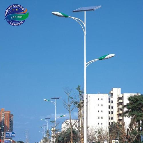 特色路灯工厂定制 农村双臂太阳能路灯 led灯具配套路灯头
